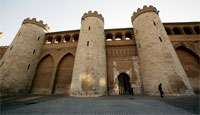 20100518222837-palacio-de-la-aljaferia.jpg